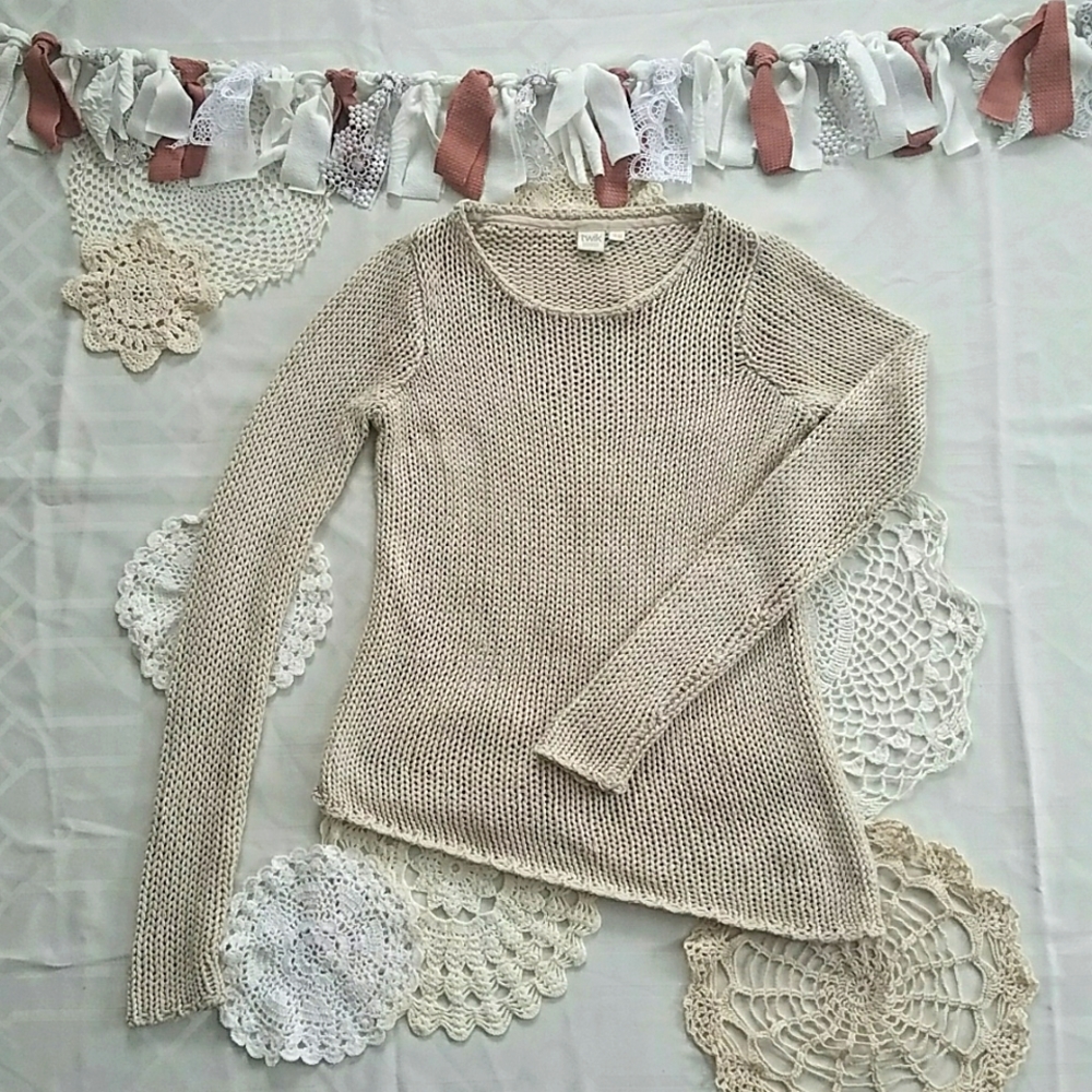 Diagonal Hem Knit Sweater